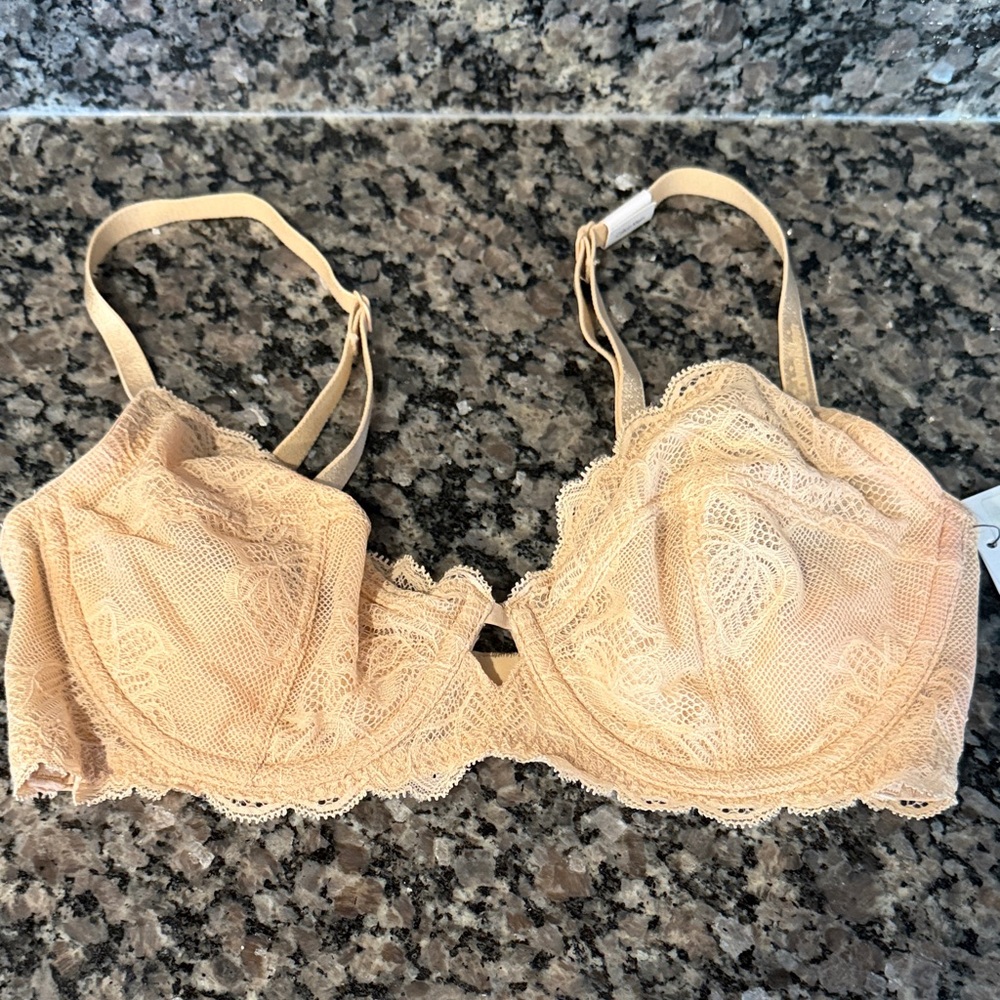 Calvin Klein Lace Bra in Cream
